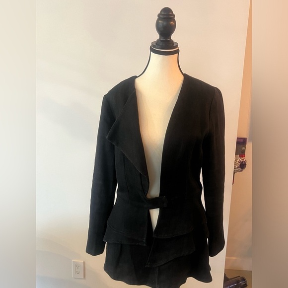 Society black linen blazer with ruffle detail - Picture 4 of 15